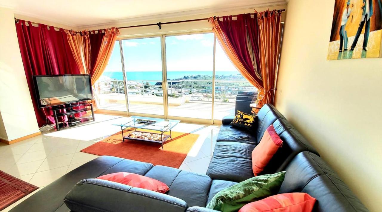 Penthouse With Sea Views Apartment Albufeira Luaran gambar